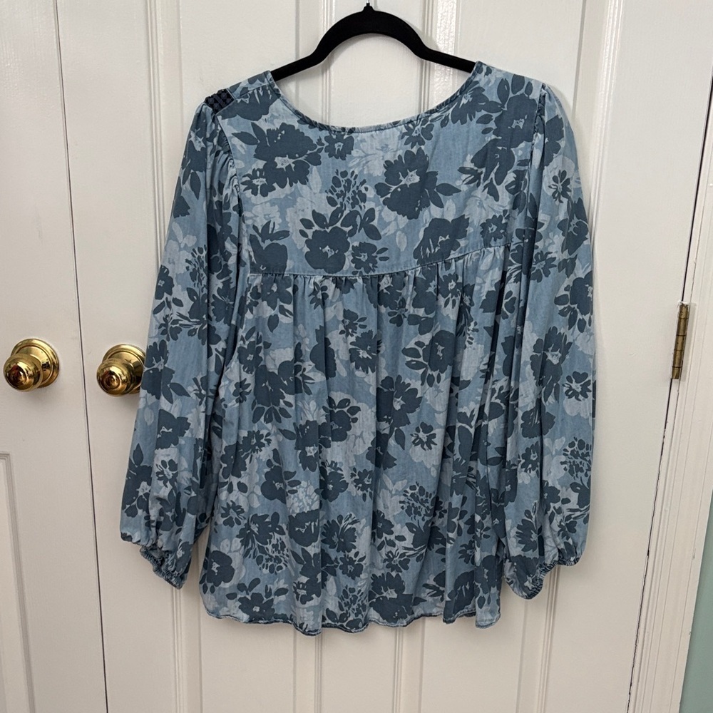 Cato Blue Floral Blouse with Tassel Accents - Picture 5 of 6